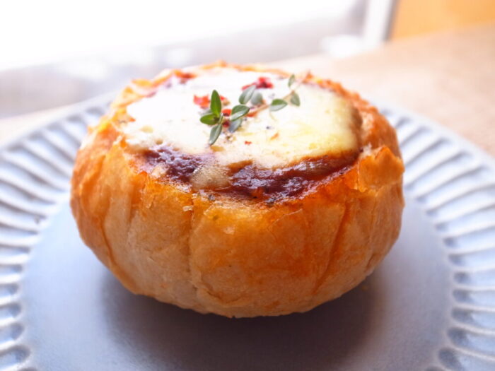 ボロネーゼポレンタのパングラタン